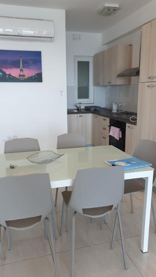 Flat 2 Blue Waves Daire St. Paul's Bay Dış mekan fotoğraf